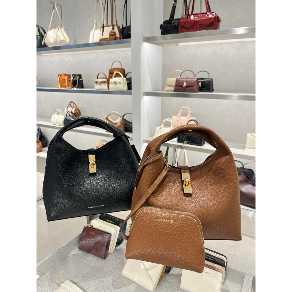 (JASTIP) Charles & Keith Chance Hobo With Pouch