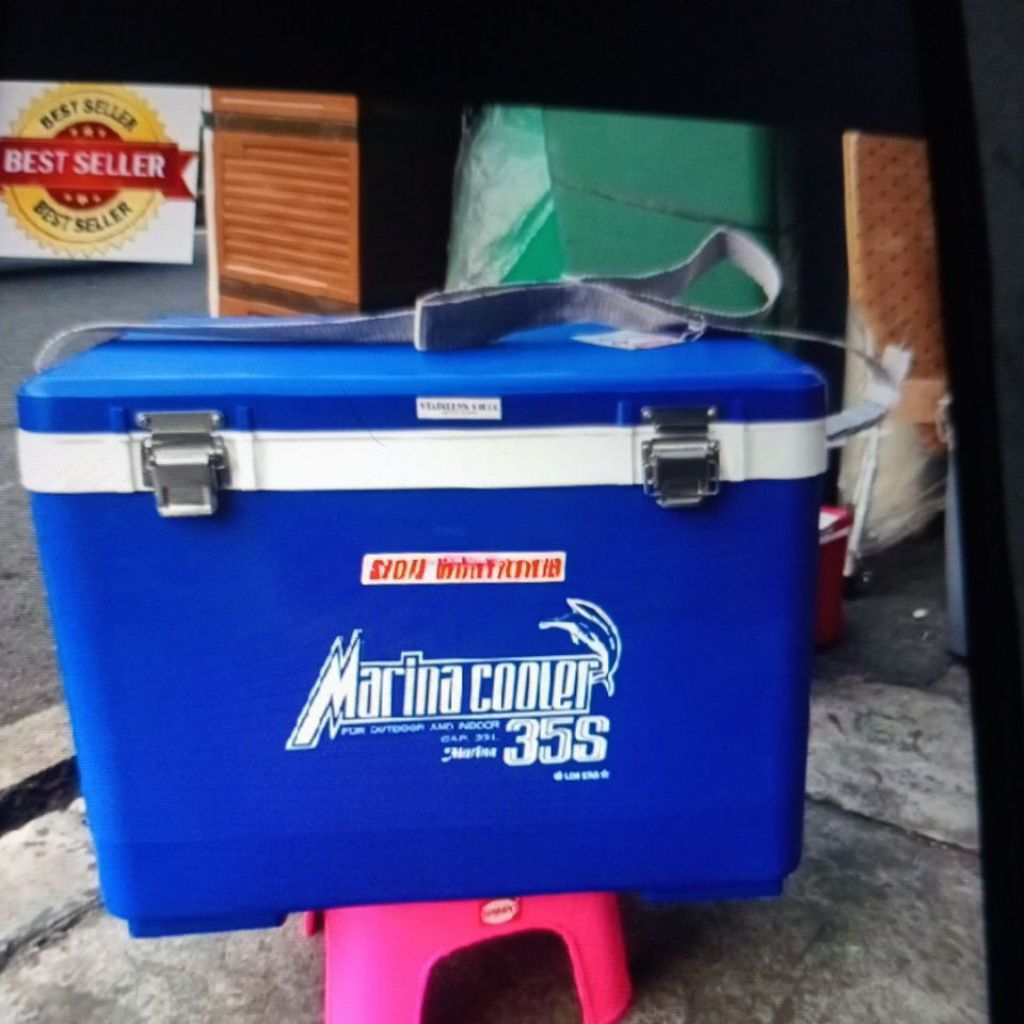 marina cooler
