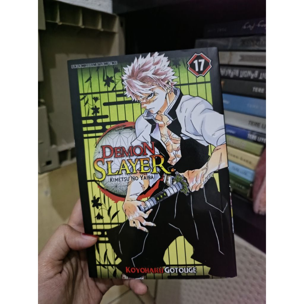 Komik Kimetsu no Yaiba  - preloved