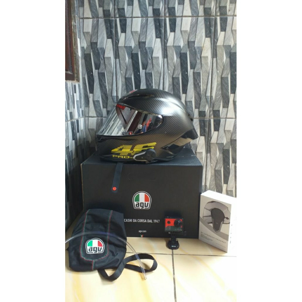 helm Agv pista 1:1