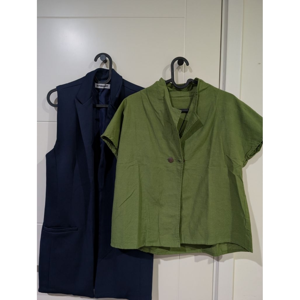 [Preloved] Outer Blazer Wanita Navy dan Hijau murah bagus hijab friendly