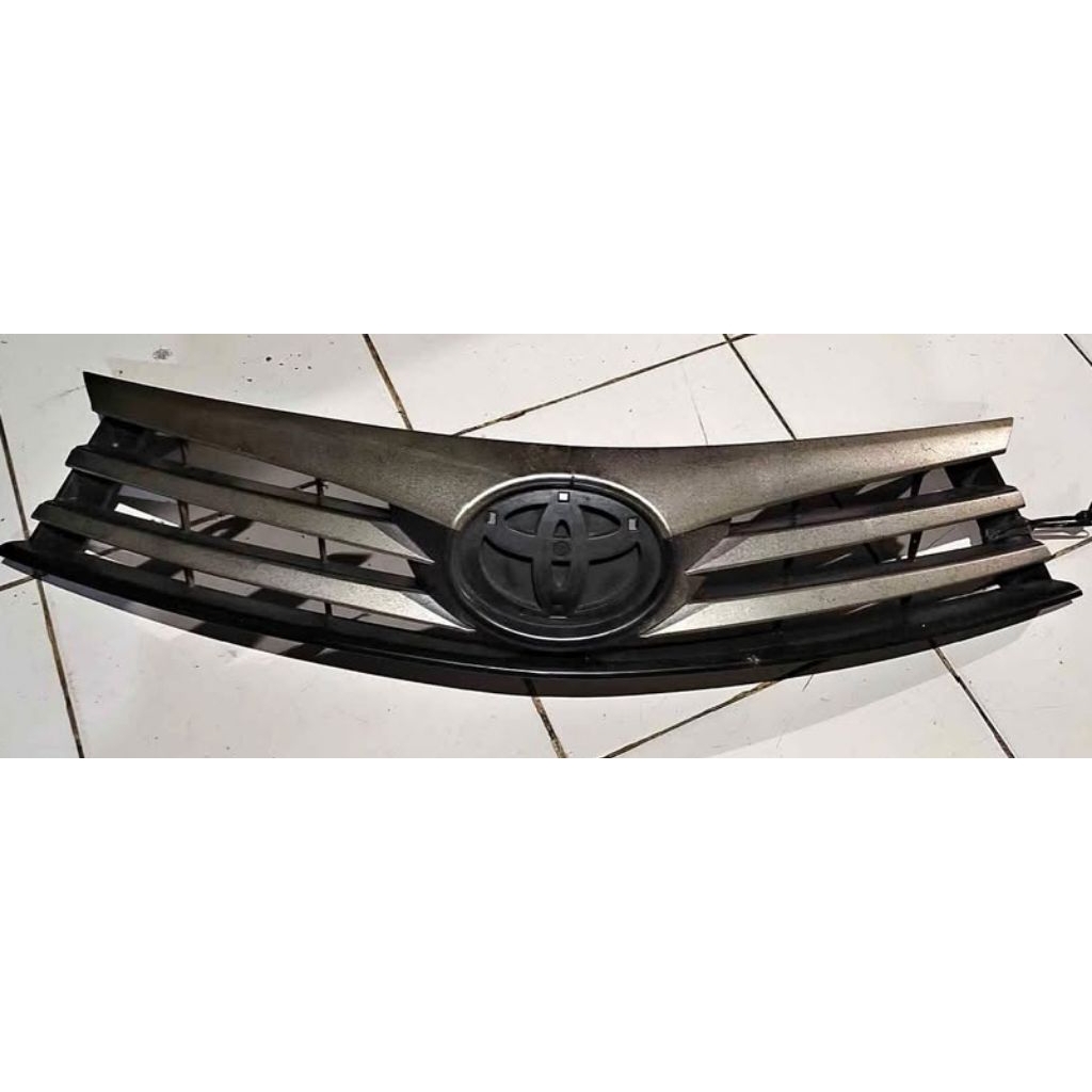 GRILL TOYOTA ALTIS 2014-2016 ORIGINAL