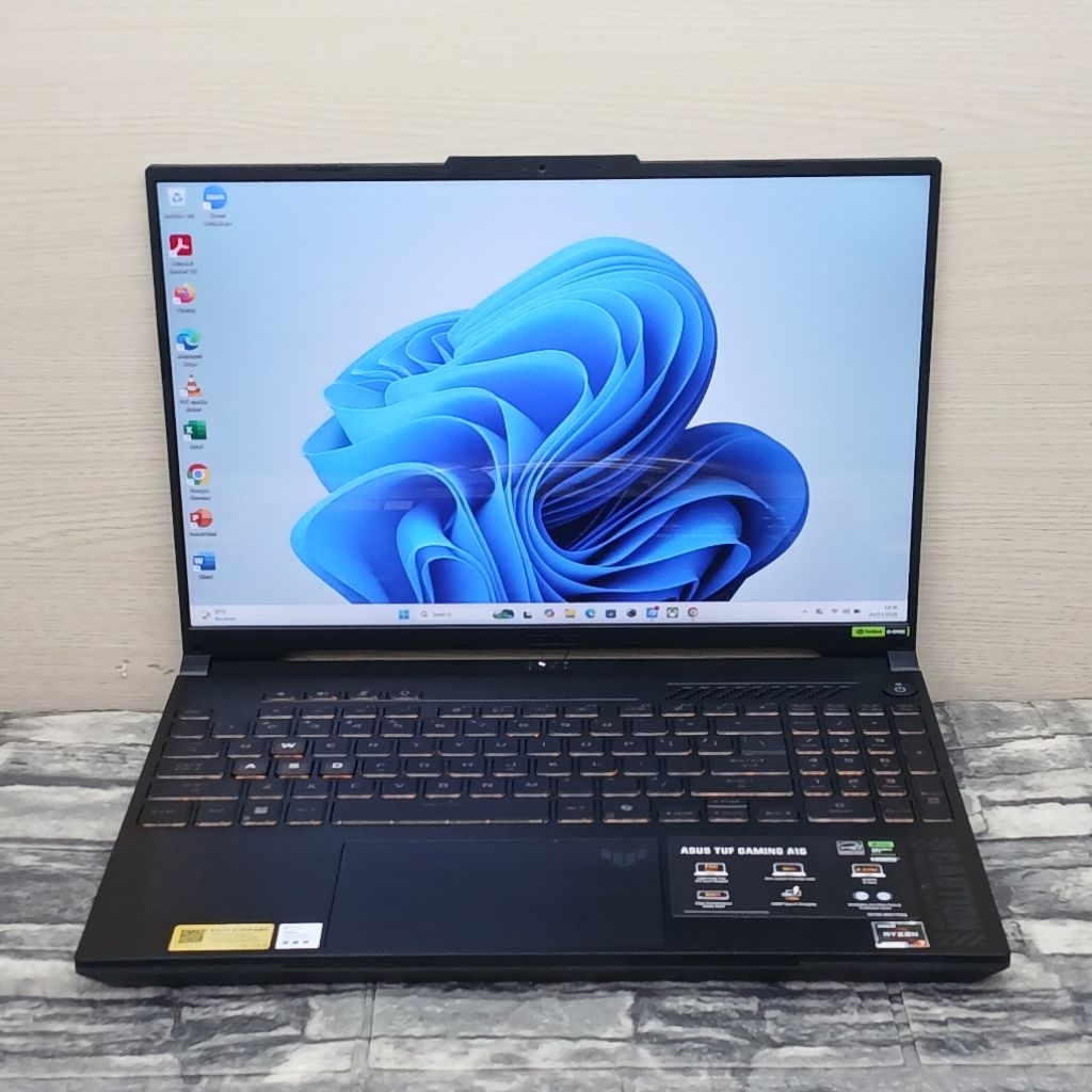 LAPTOP ASUS TUF GAMING A16 FA607NUG AMD RYZEN 7 7445HS 16GB SSD 512GB RTX 4050