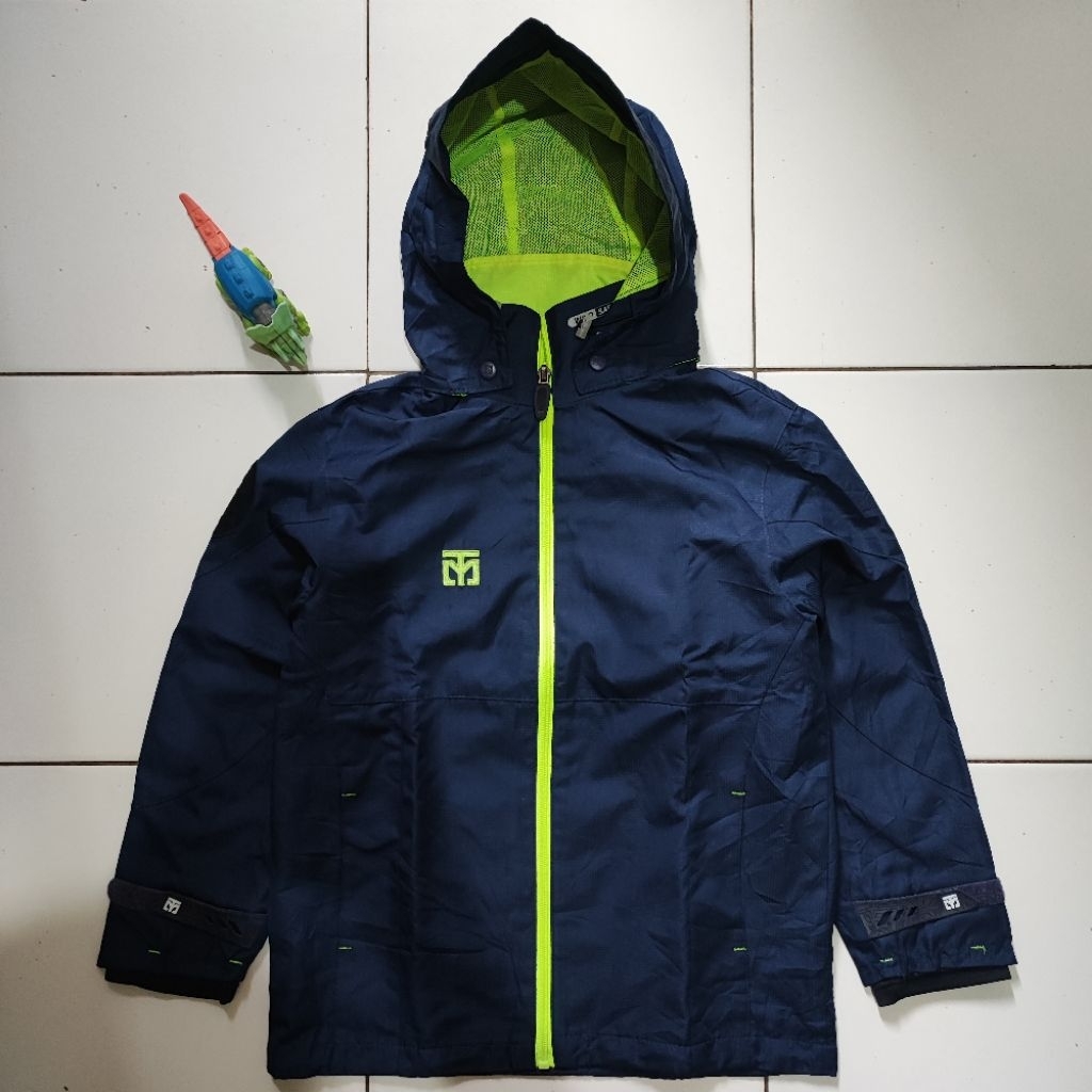 Jaket Outdoor Sporty Anak Laki Laki Perempuan MOOTO Taekwondo Original 100% Preloved Branded Second 