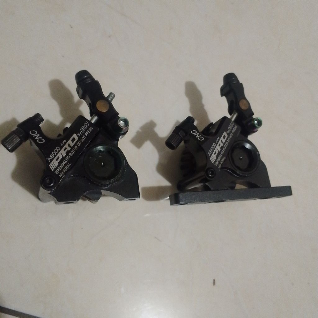 caliper semi hidrolik merk pro