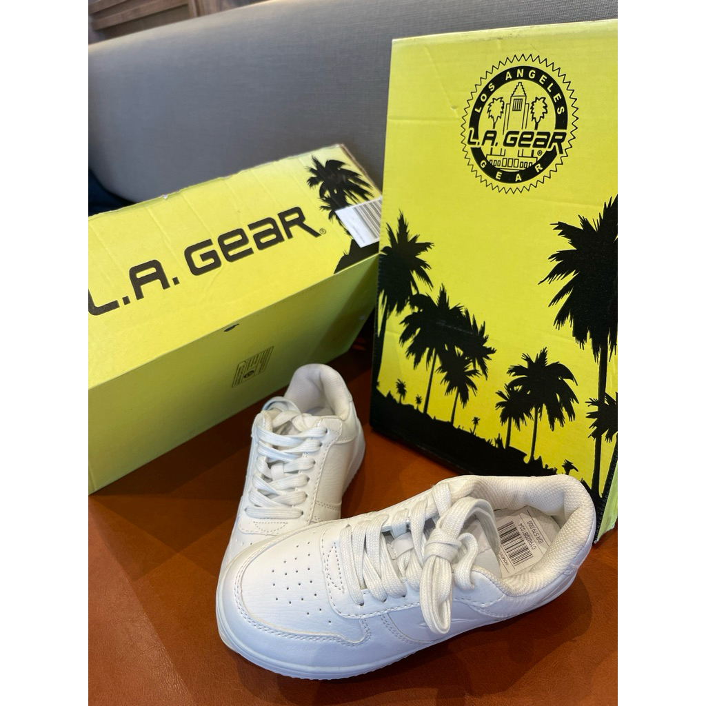 sepatu kets tali putih uk35 la gear