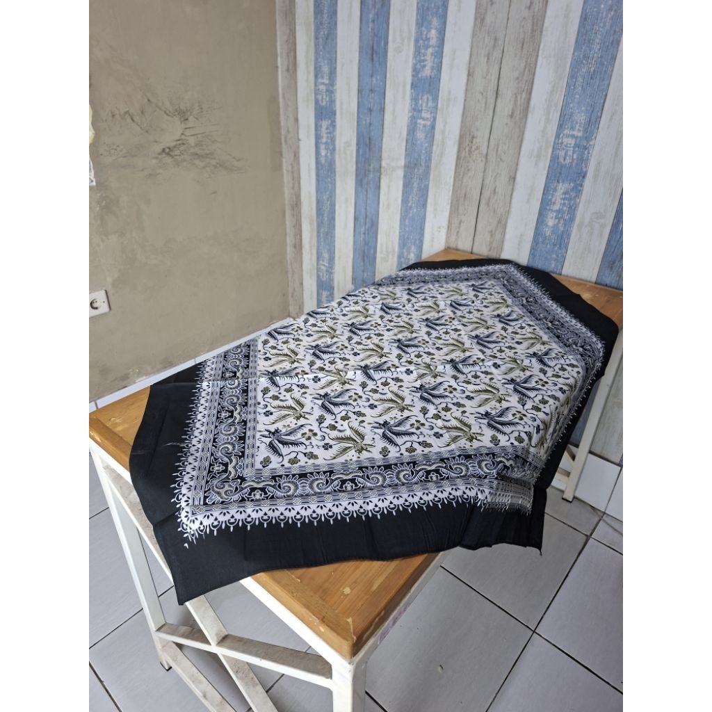 Taplak Meja Tamu Meja Guru Batik Pekalongan 100x100 cm