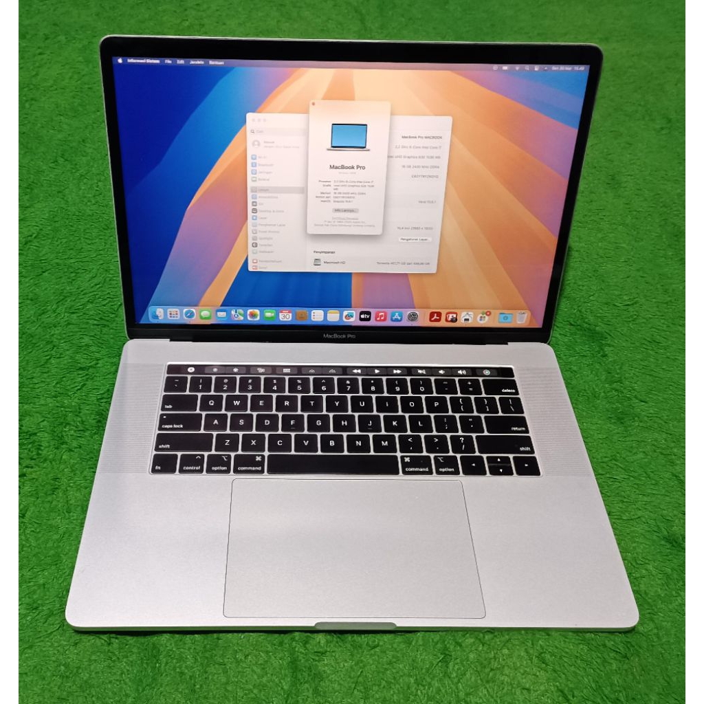 Apple MacBook Pro 2018 15inch i7 16/512 Silver Touchbar Dual VGA Murah