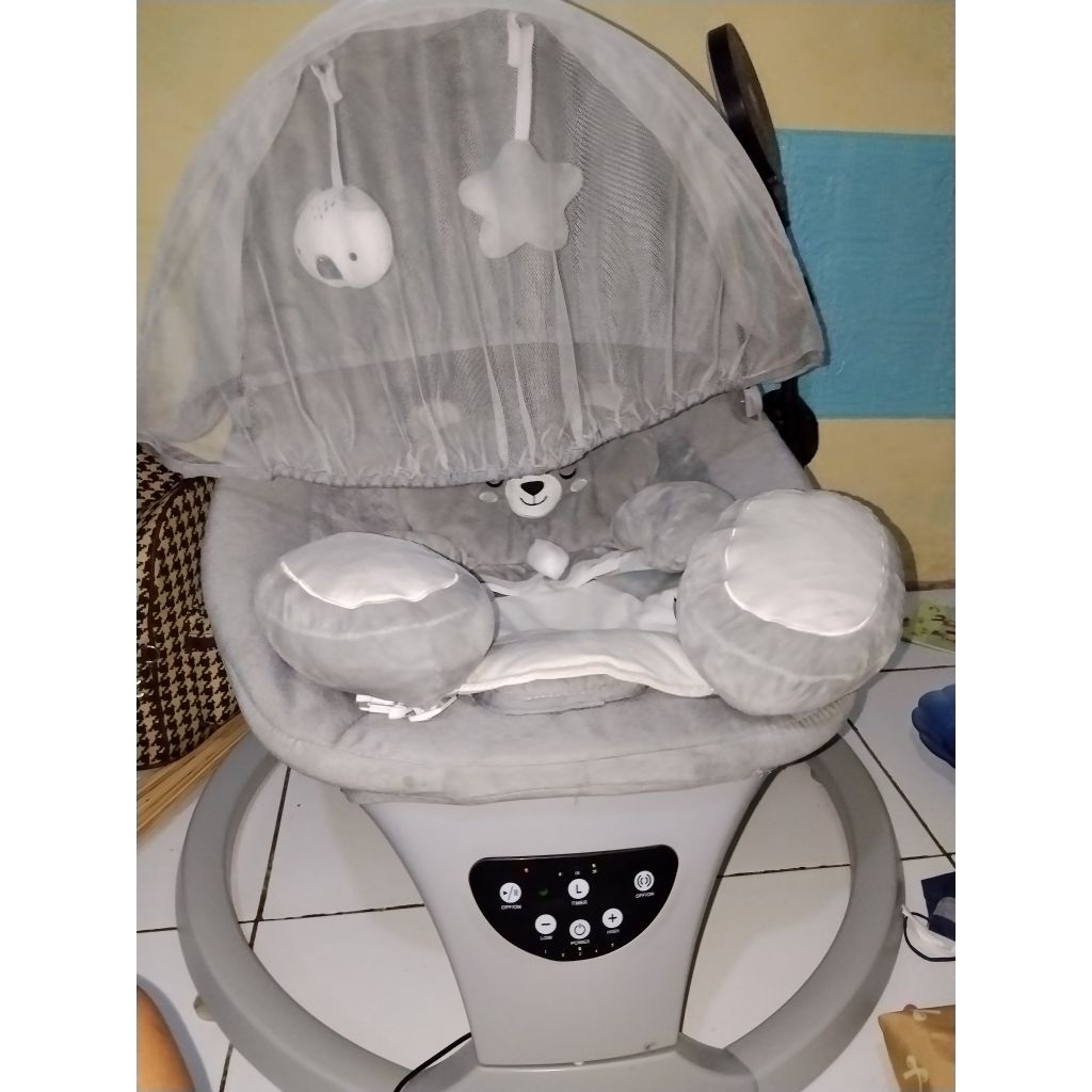 baby swing