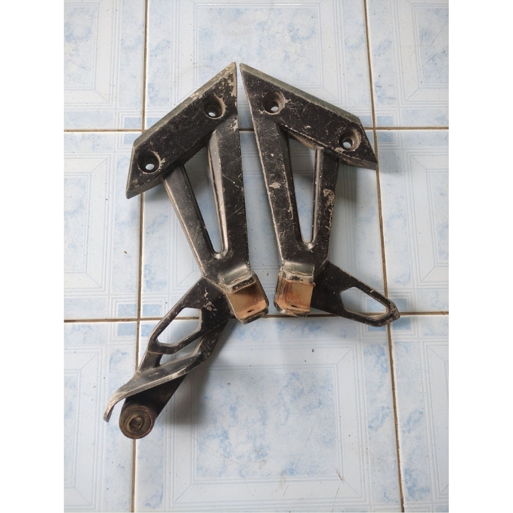 postep fostep belakang yamaha X1R