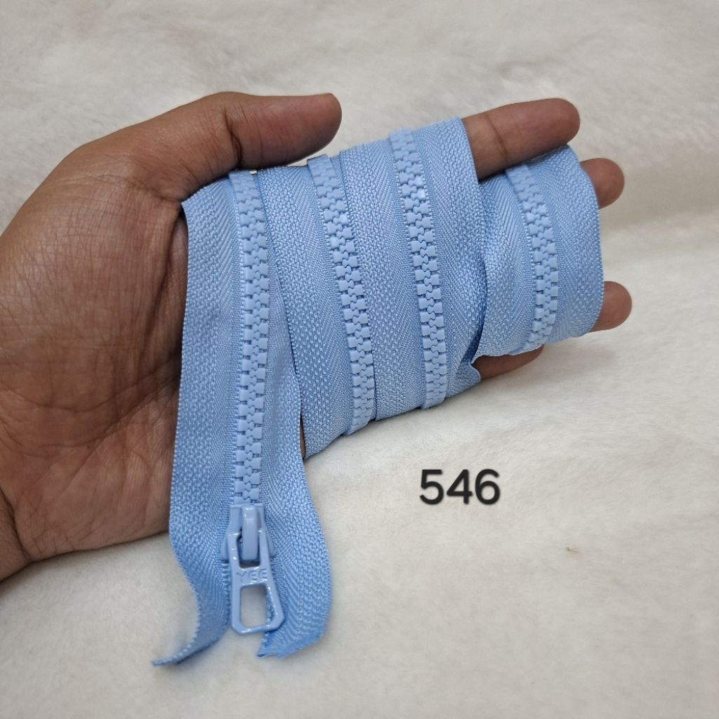 RESLETING JAKET GIGI KASAR YEE 70CM / RESLETING JAKET MERK YEE 28inch - 1pcs
