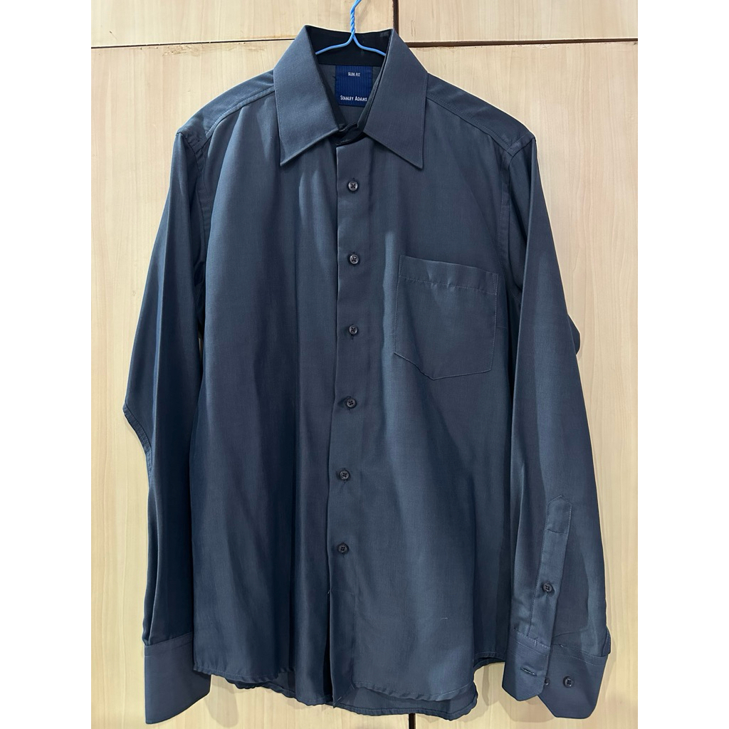 [PRELOVED] LIKE NEW Kemeja lengan panjang Stanley Adam