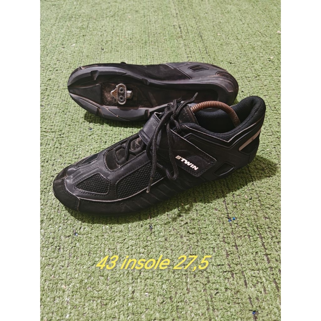 sepatu sepeda mtb s43 btwin