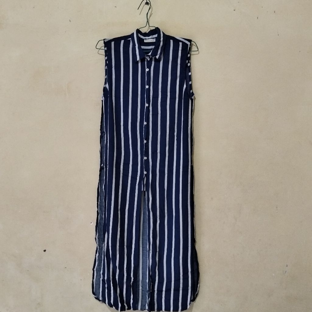 ZM14 Vest remaja Preloved