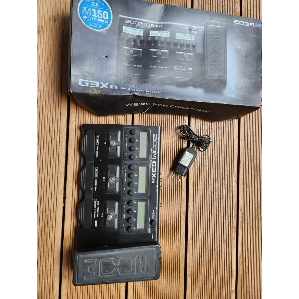 Efek Gitar Zoom G3XN
