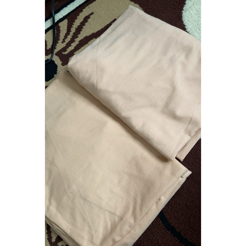 preloved - 2 psc sprei 90x200x20 warna cream peach