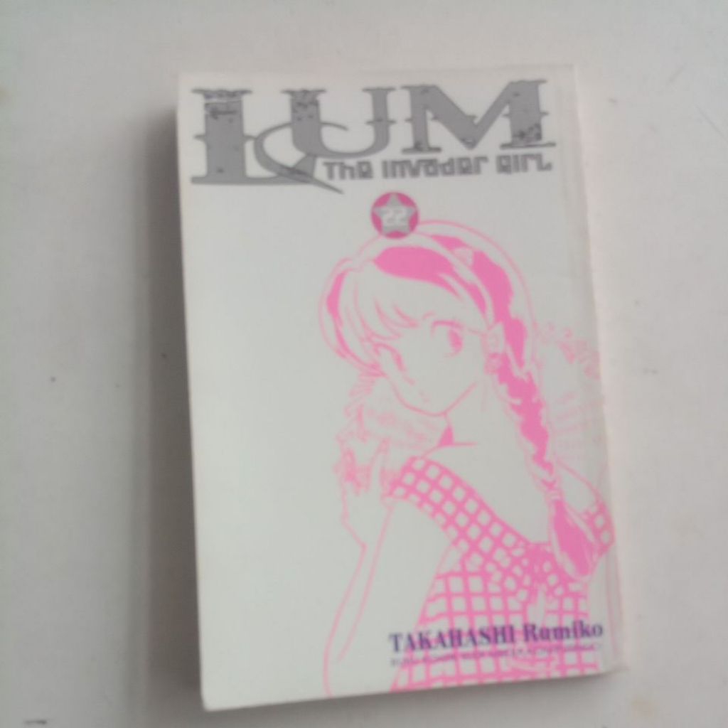 BUKU KOMIK LUM the invader girl 22