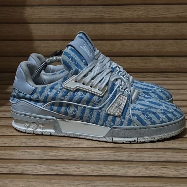 Sepatu Preloved Louis Vuitton LV Trainer Sneakers 'Blue Stripes with Monogram Size 42/26.5cm