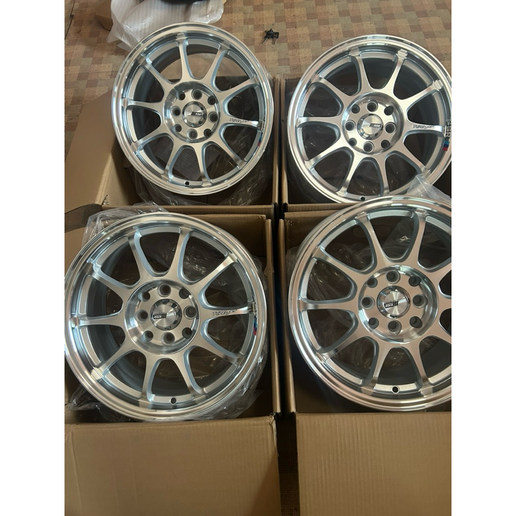 4 velg R15 SSR type F full polish silver baru import PCD 4 x100/114 Lebar 6,5 et 40 avanza brio caly