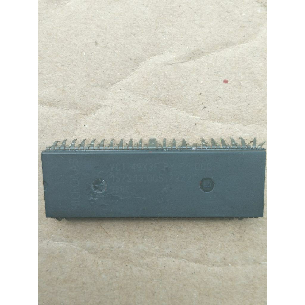 ic micronas VCT49X3F PY F1000.