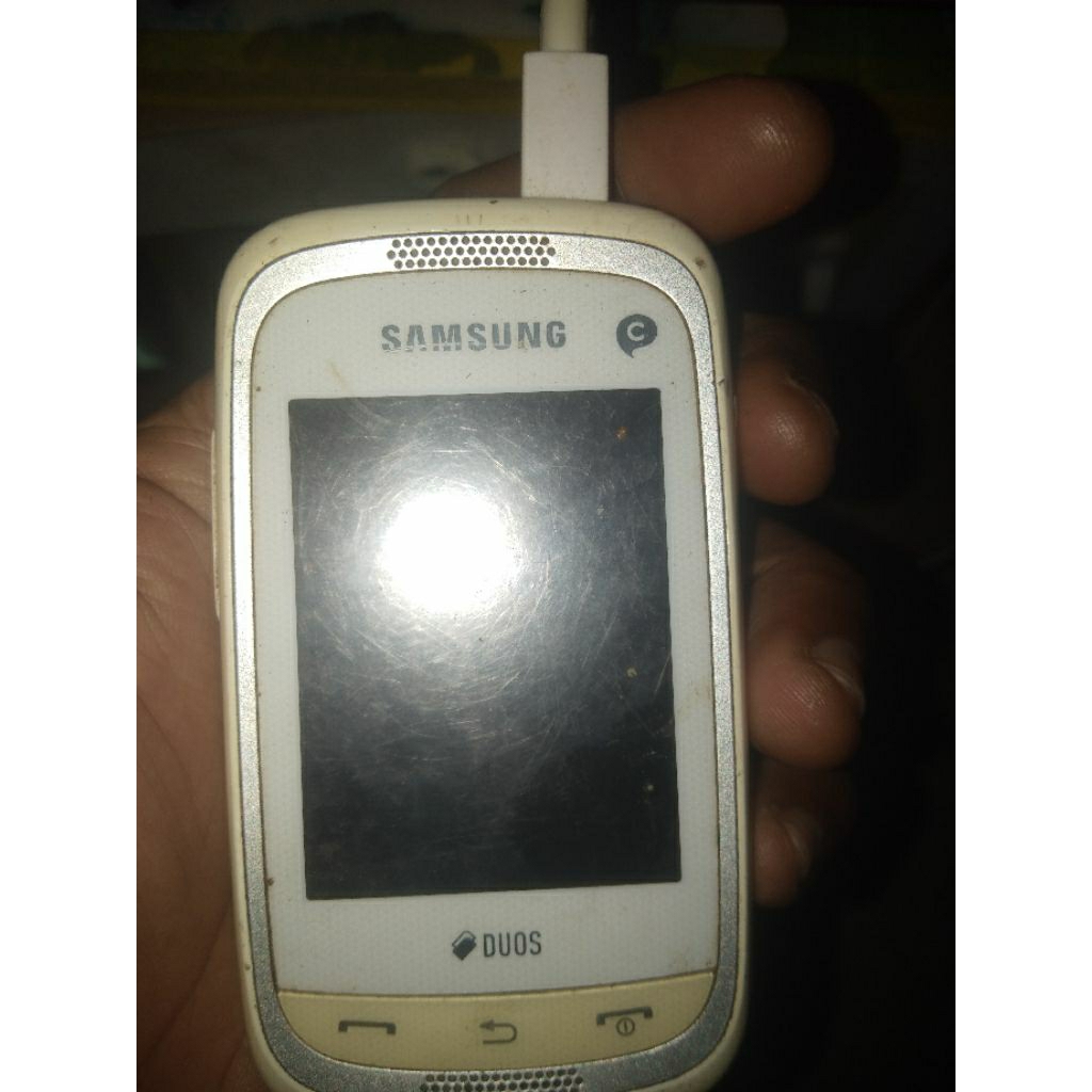 HP MURAH  SAMSUNG GT C3262 100 RIBUAN SEPERTI DI GAMBAR. ADA PENSILNYA. NORMAL.