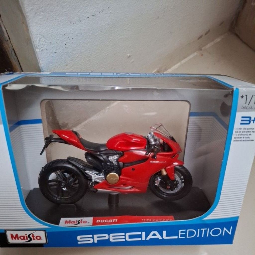 ducati 1199 panigale maisto special ed