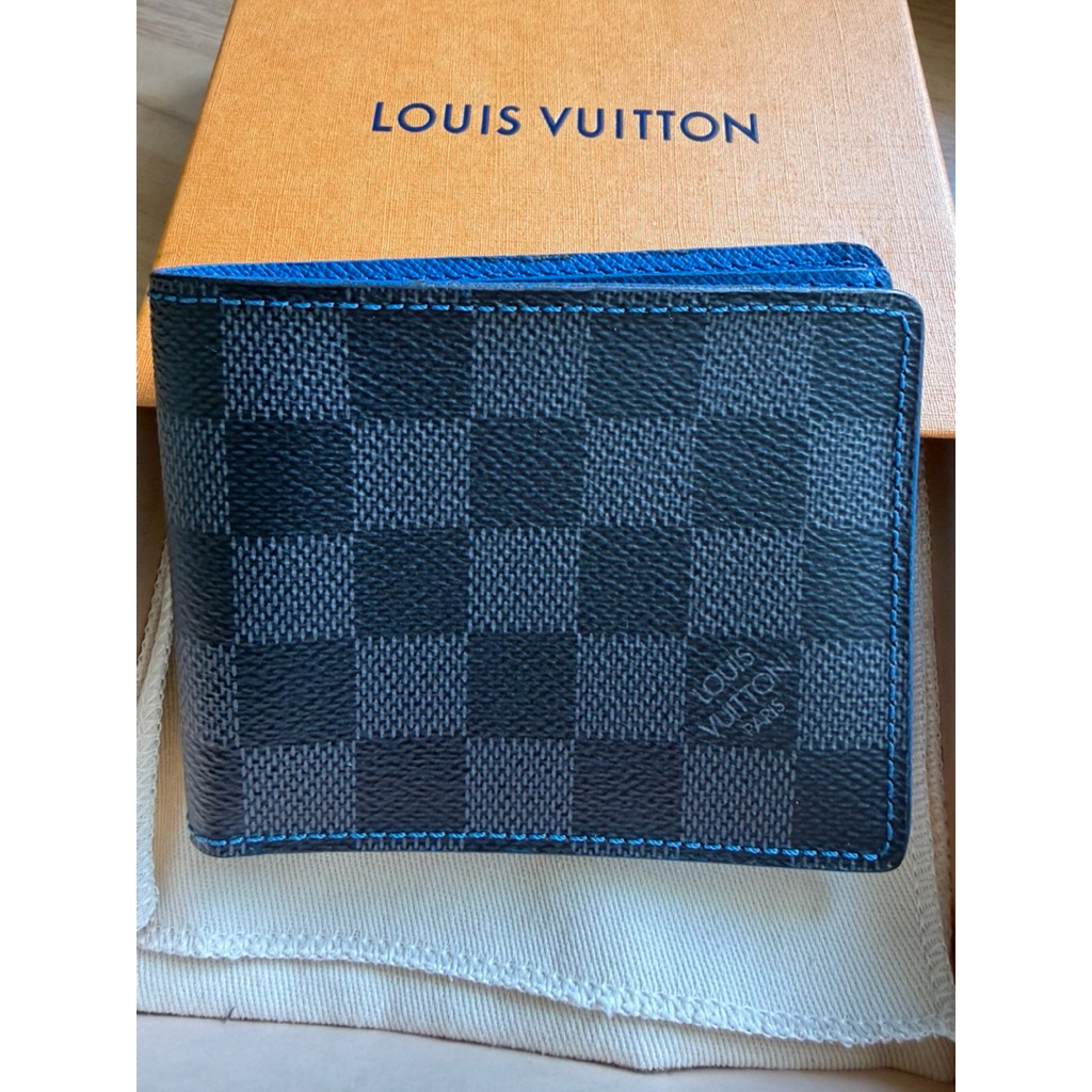 LV Damier Graphite Wallet