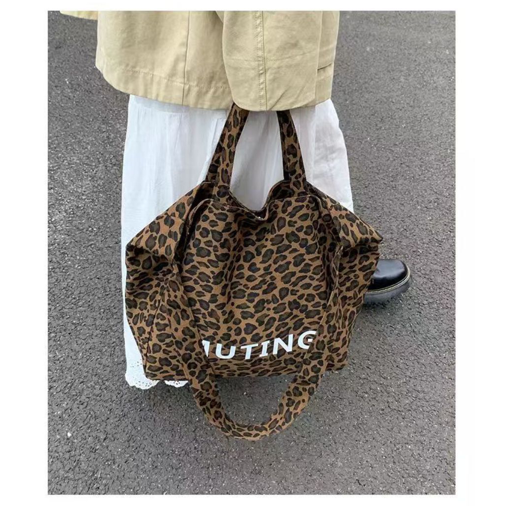 Tas Wan Cetakan macan tutul New Vacation  Women’s Bag/Tas Wanita  /Tas Pantai Impor T0066