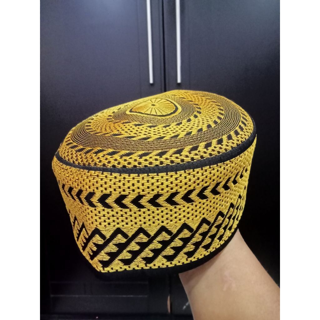 Songkok Recca Bone Makassar Bugis Full Dewasa Hitam Emas