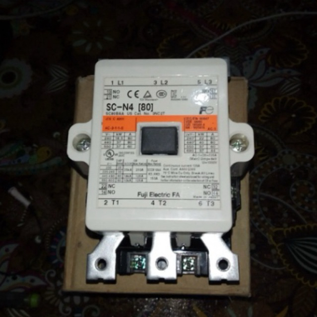 Kontaktor FUJI SCN4 SC-N4 220v Asli