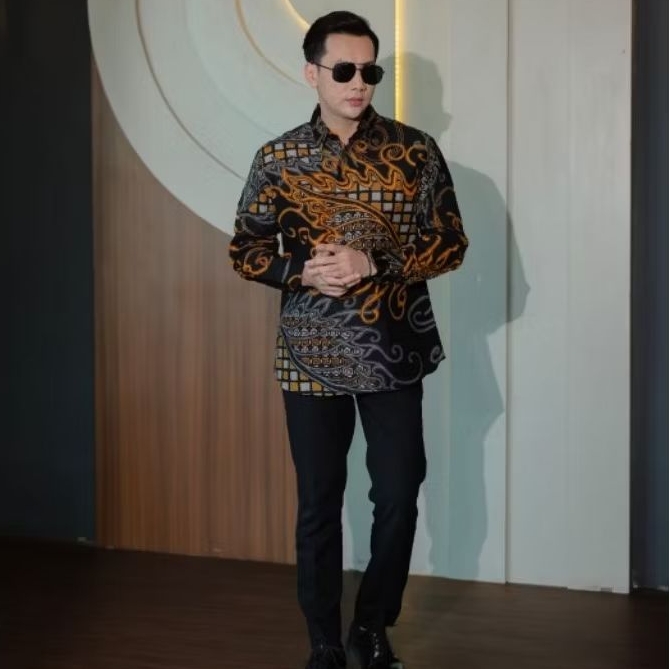 Manggala batik Motif LURIK Atasan Batik Pria Slimfit Lengan Panjang Lapis Furing Premium