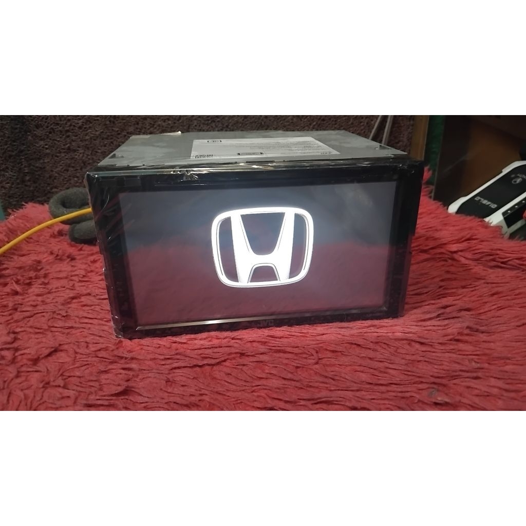 head unit dabeldin JVC  KW-V430BT standar mobil Honda