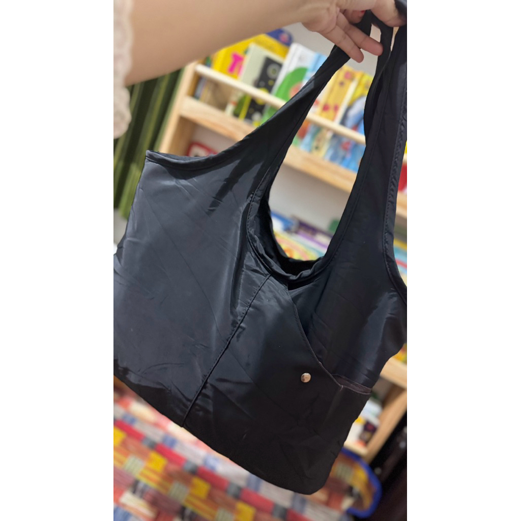 Hobo - Tas Second/Tas Preloved/Tas Branded Preloved