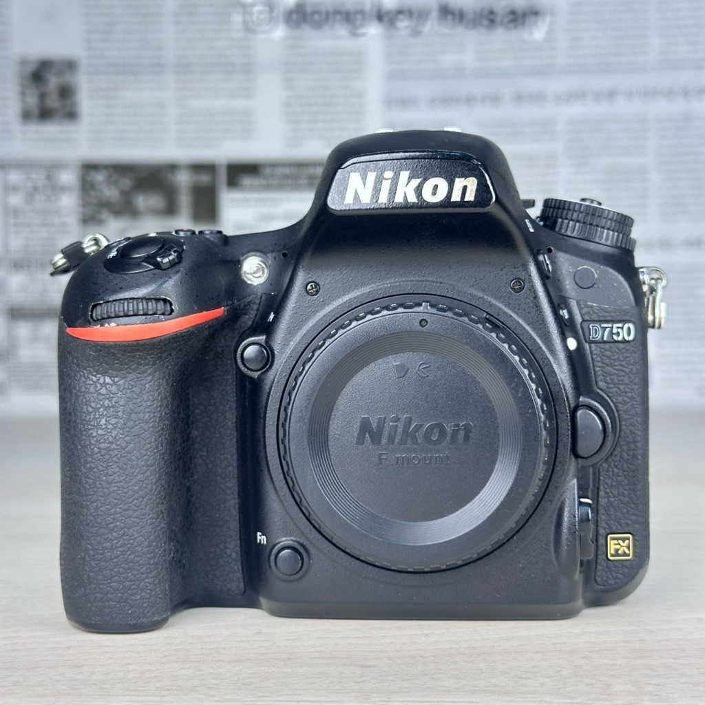 Nikon D750 non WIFI Body Only