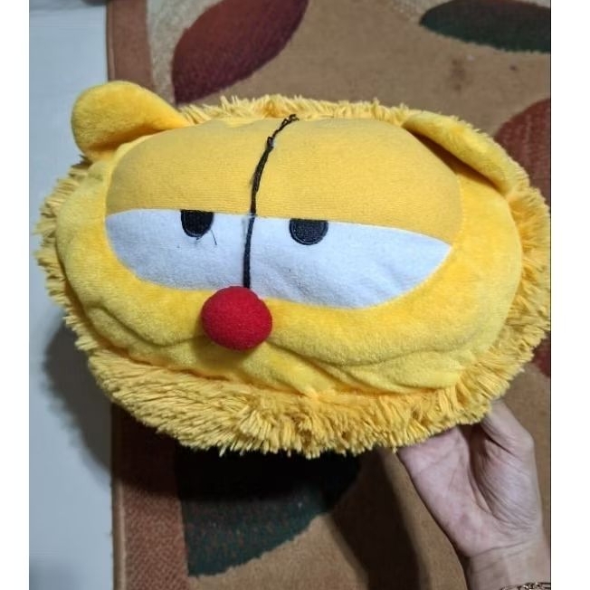 [preloved] Boneka Garfield Bentuk Sandal Jumbo
