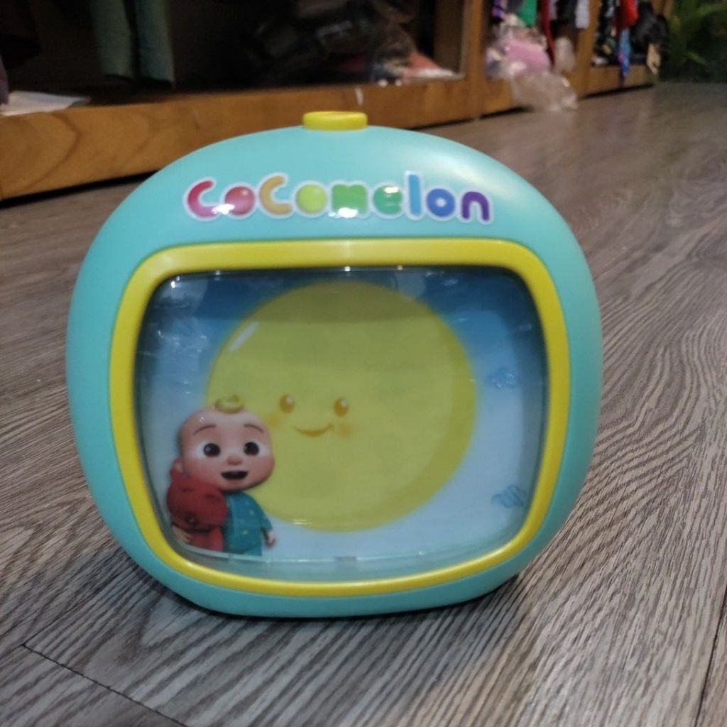 SLEEP TRAINER COCOMELON AWAKE FRESHER