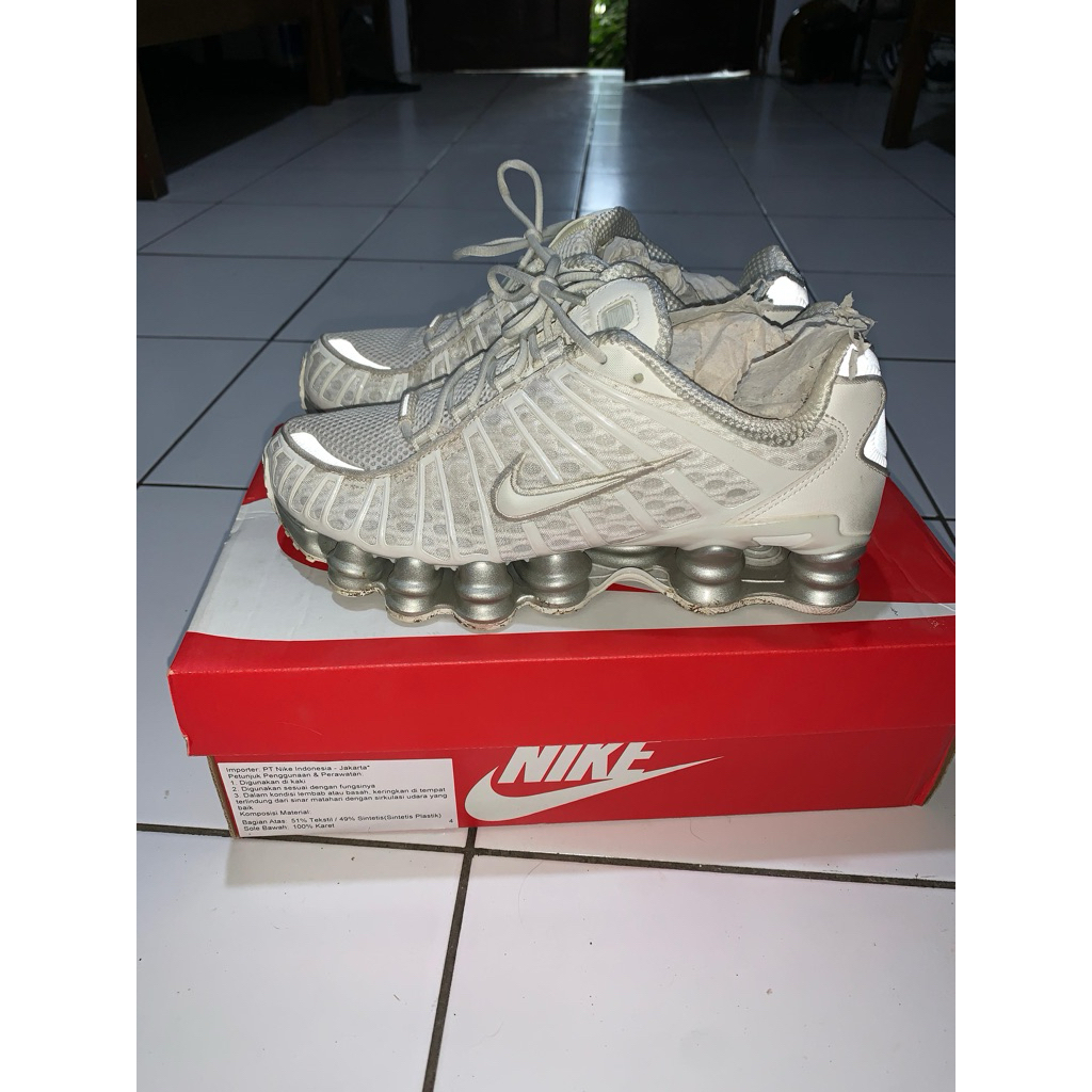 Nike shox Tl
