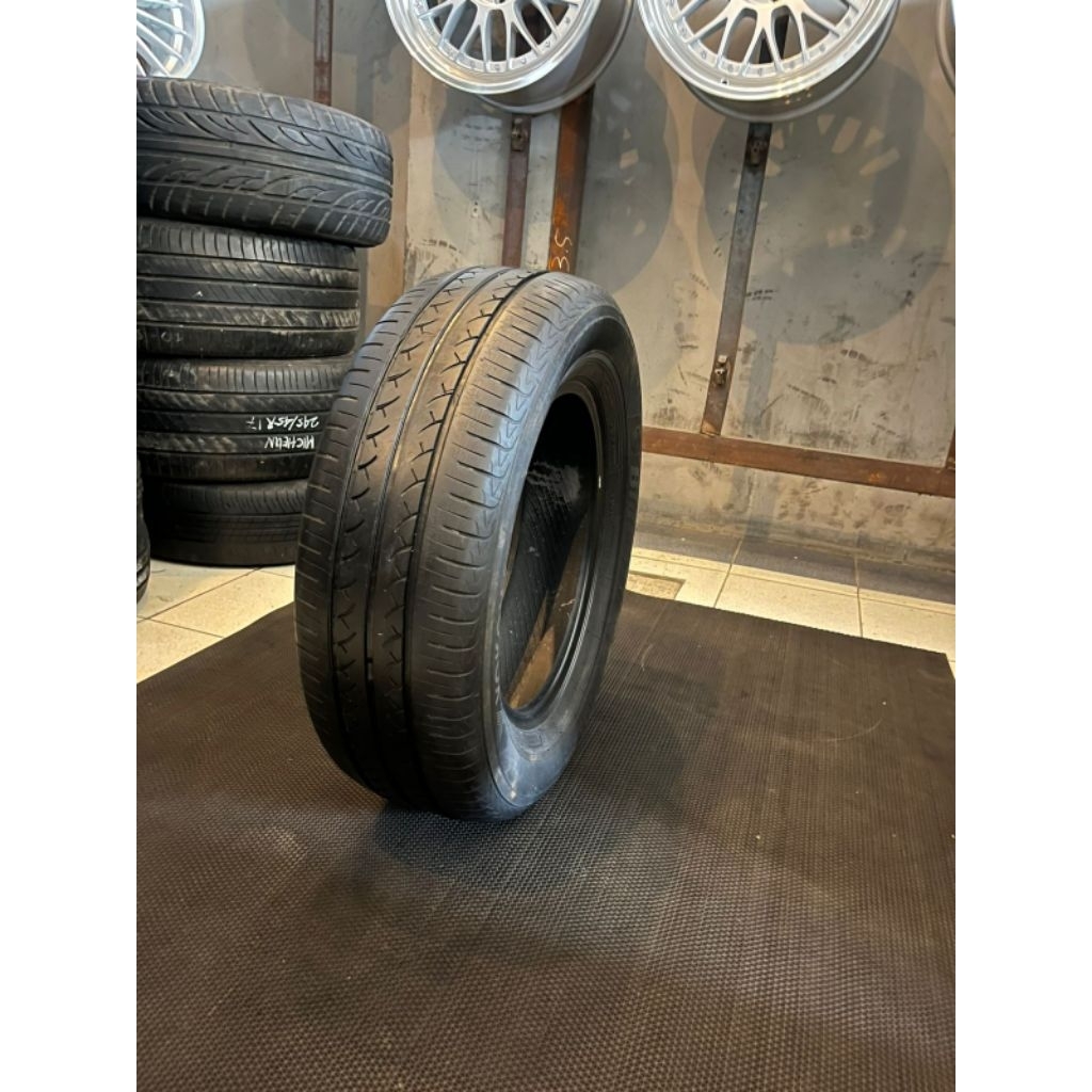 BAN YOKOHAMA BLUEARTH 205/65 R15 /dot2016
