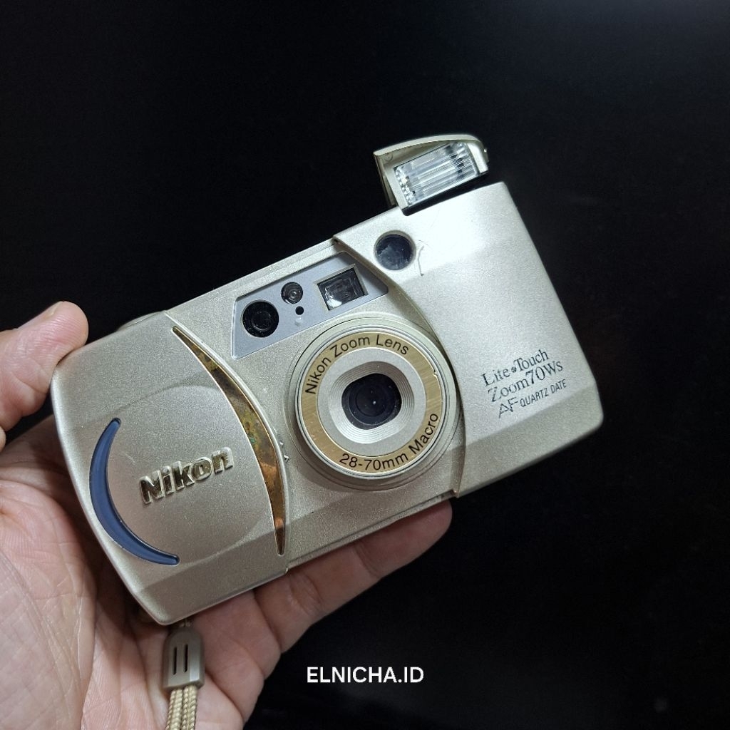 kamera analog film jadul nikon lite touch zoom 70ws