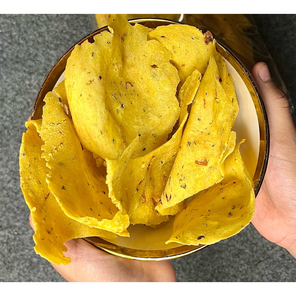 KUE BAWANG/KERIPIK BAWANG MALAYSIA -SANJAI NIRINA PAYAKUMBUH