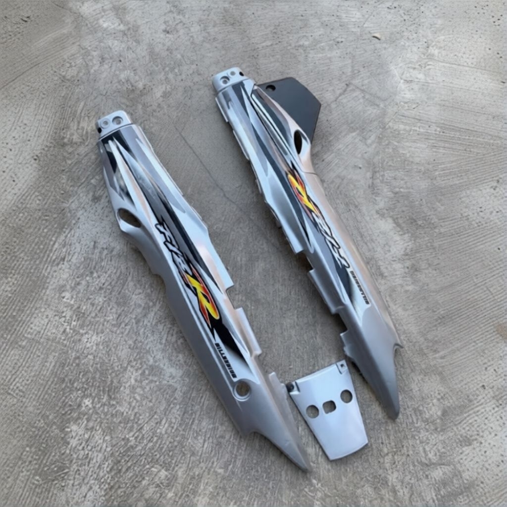 cover bodi belakang fiz Fiz R + stripping + tutup bok aki warna silver