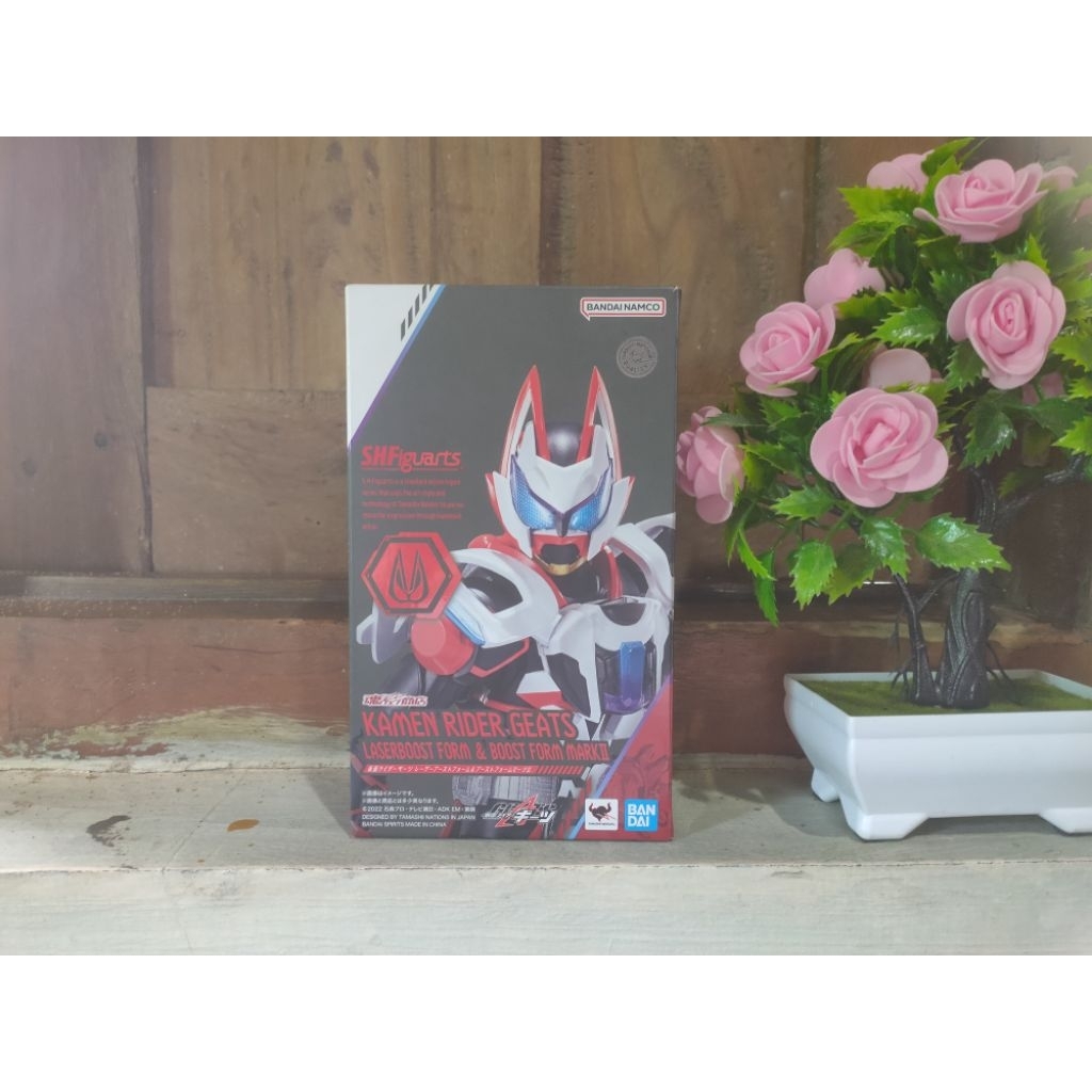 Shf Kamen Rider geats laserboost mark II