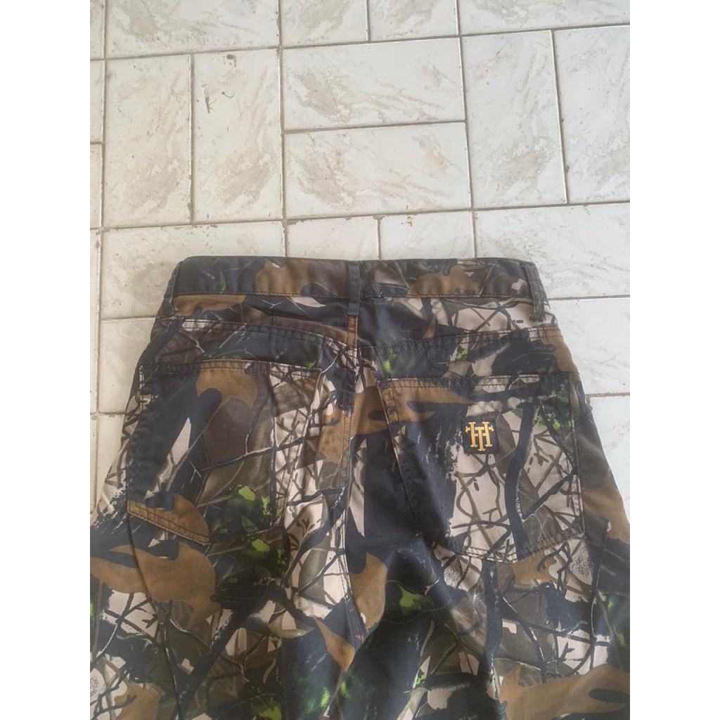 pants avery oak camo thanksinsomnia size 32