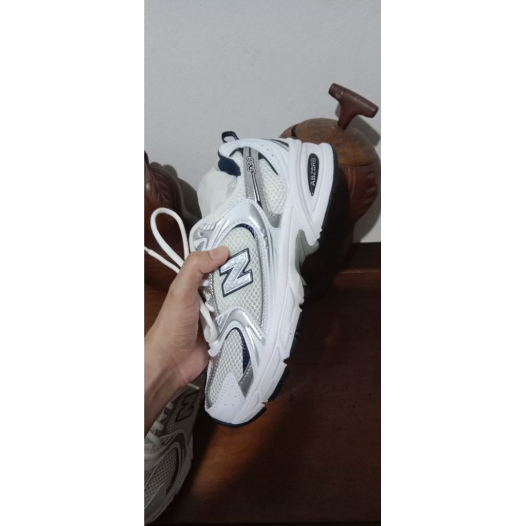 New balance 530 white silver metalic