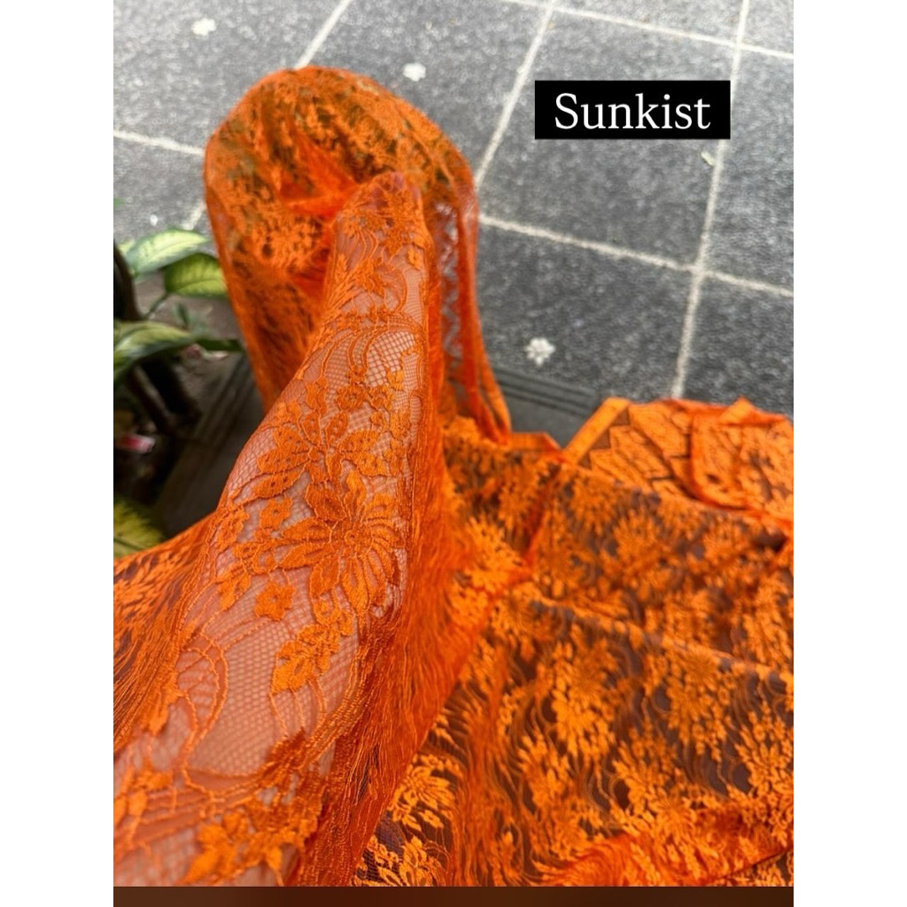 Kain kebaya metalik glosy premium