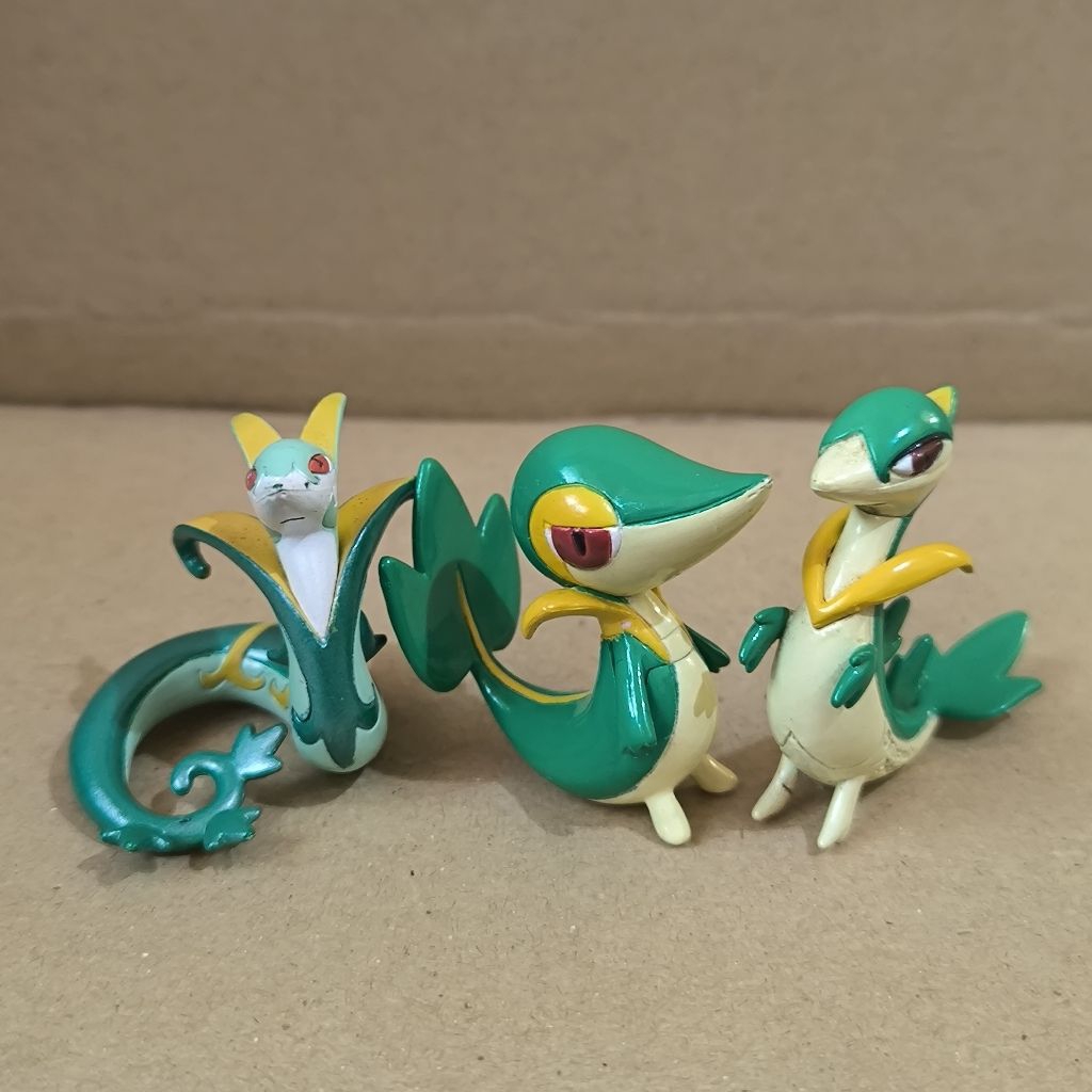 Pokemon Figure Snivy Servine Serpevior Moncolle Takara Tomy Action Figure Evolution Set Japan toy tc