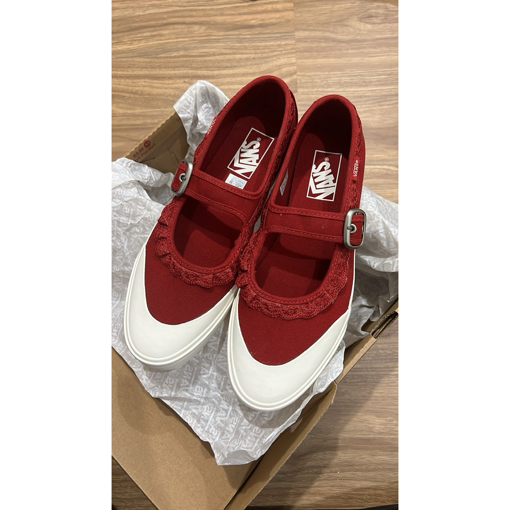 Vans Mary Jane Red