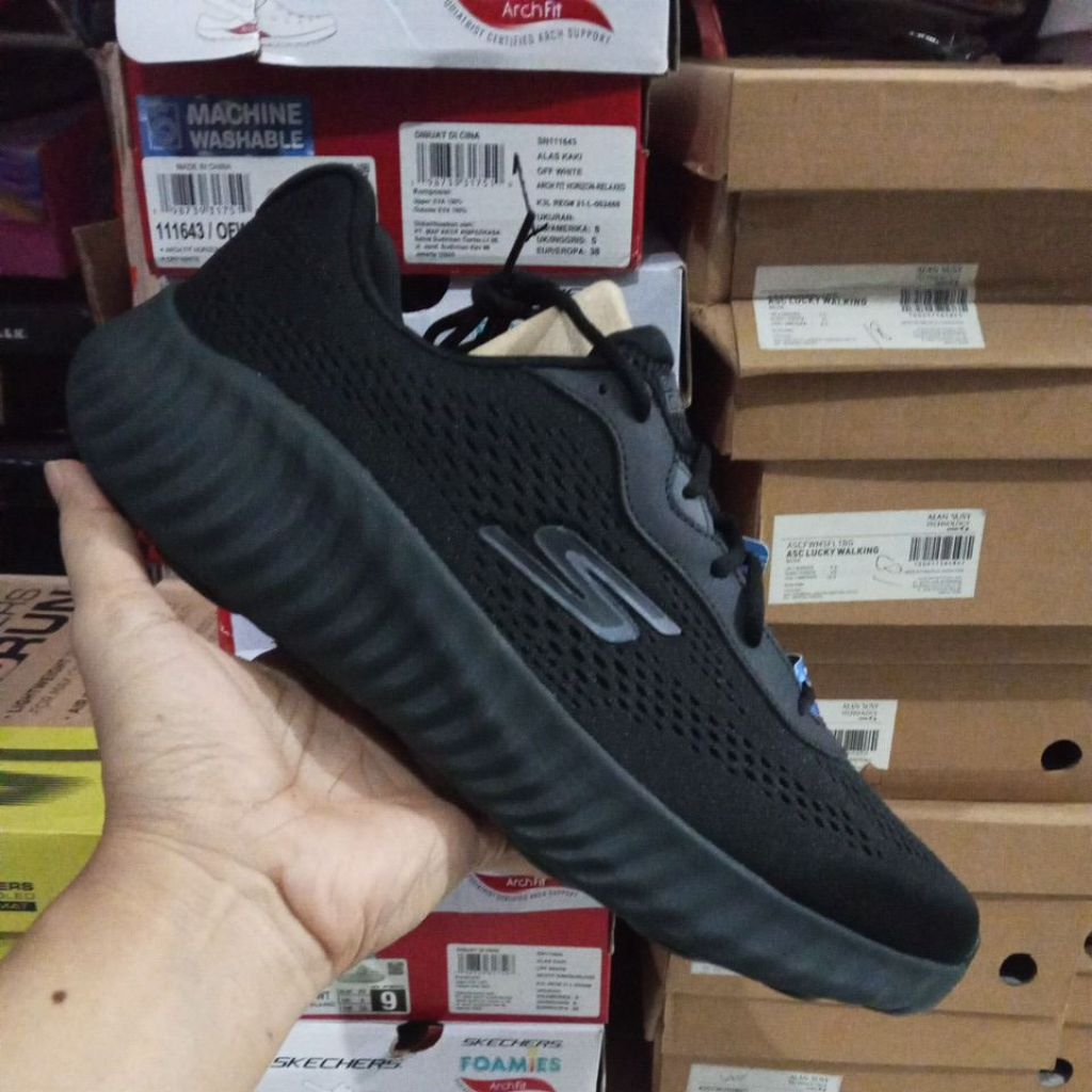 SKECHERS GO RUN NOW LIGHTDRIVE RUNNING SHOES ORIGINAL SIZE 45