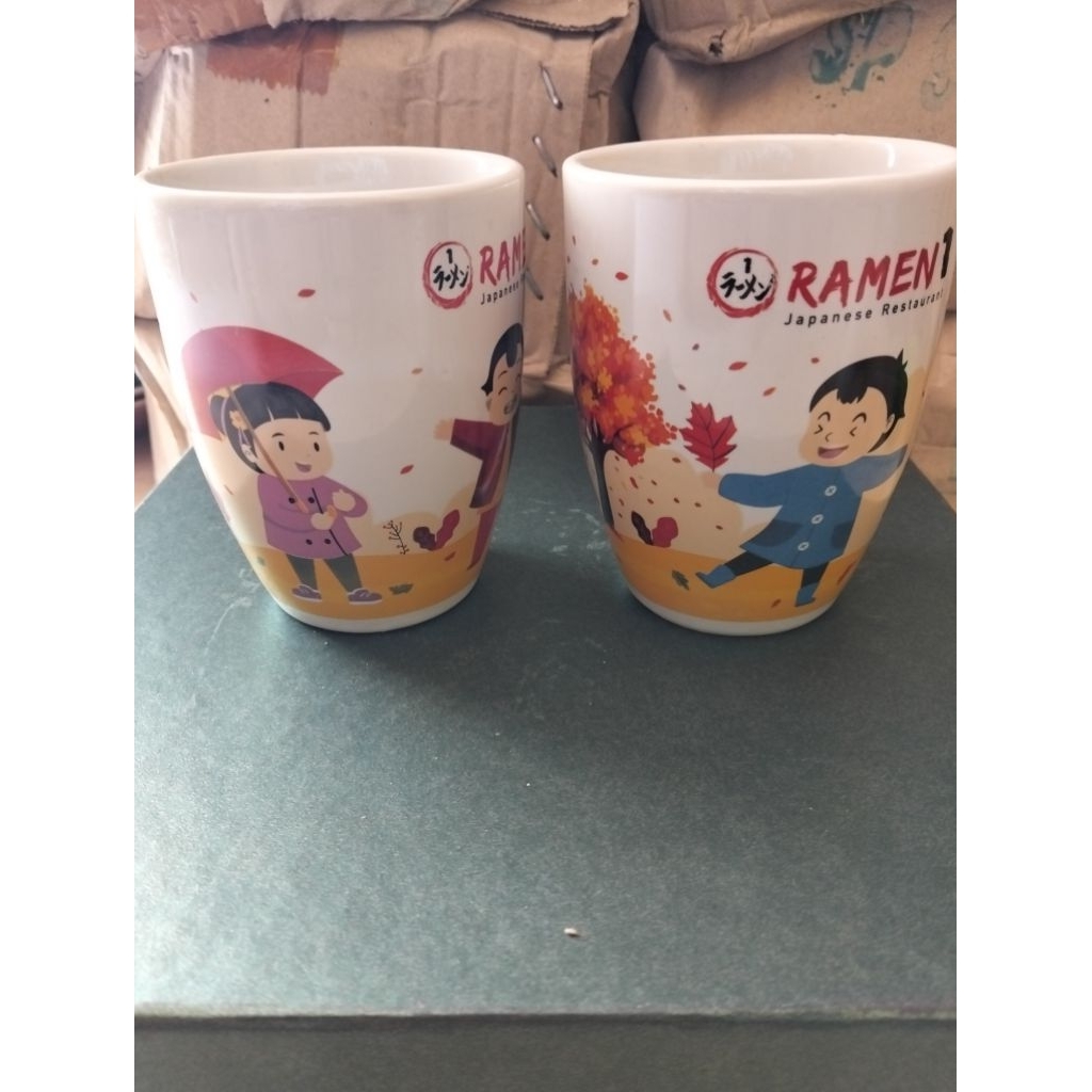 mug keramik pink besar motif emoticon lucu