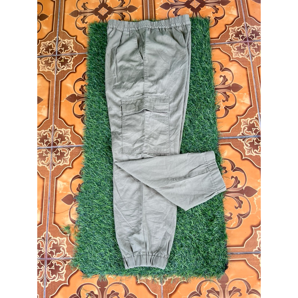 Uniqlo pants olive cargo second original
